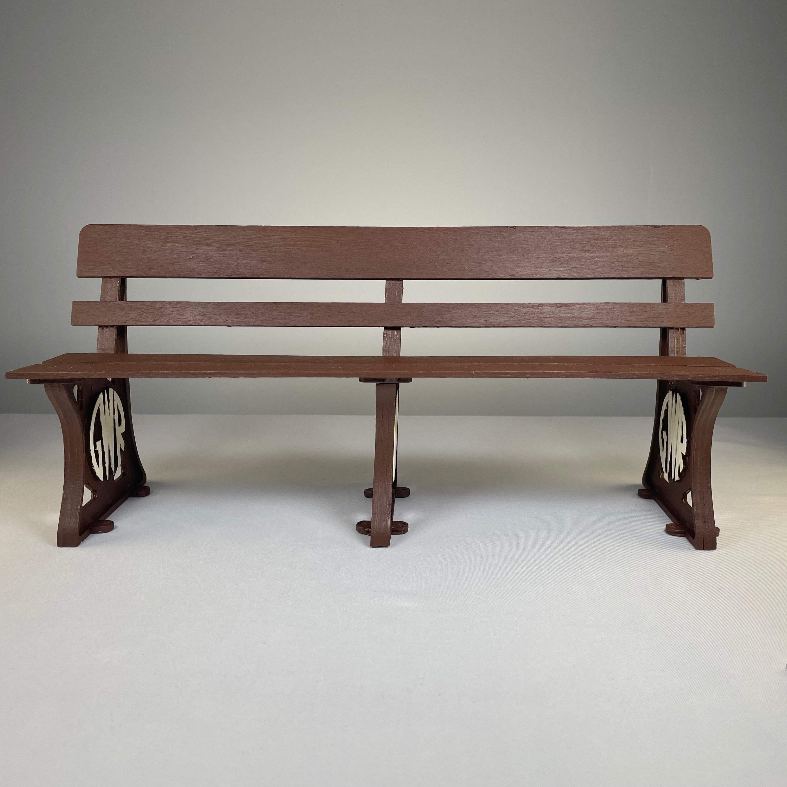 Curious Rabbit GWR Bench flatpack railway model kit with detailed wooden parts for scale model train layouts.
