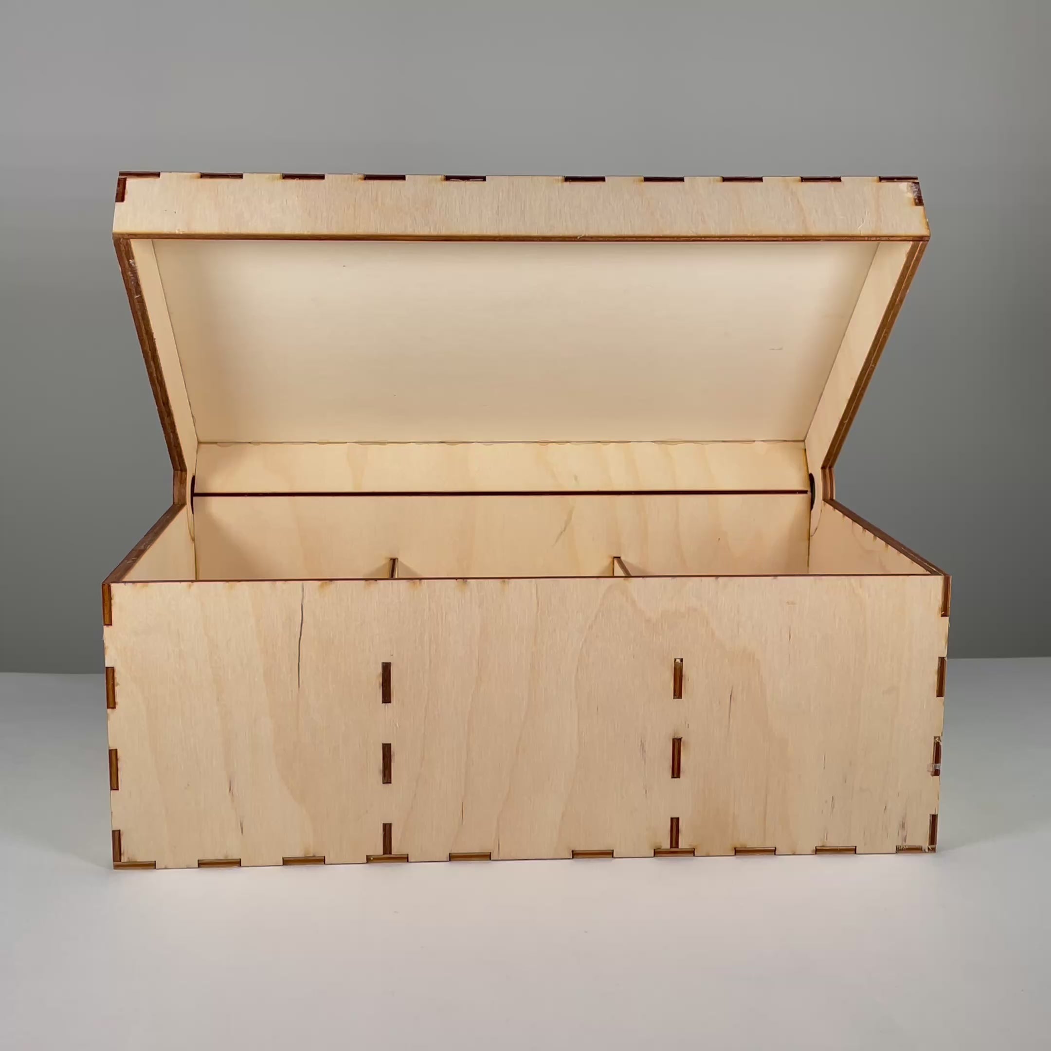 video of seedbox with lid